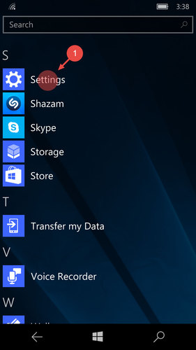 Open the Windows 10 Mobile settings