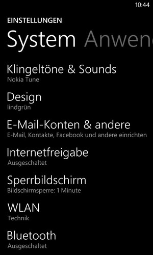 Öffnen Sie die Einstellungen und wählen Sie "E-Mail-Konten & andere", um Posteo im Windows Phone 8 einzurichten.