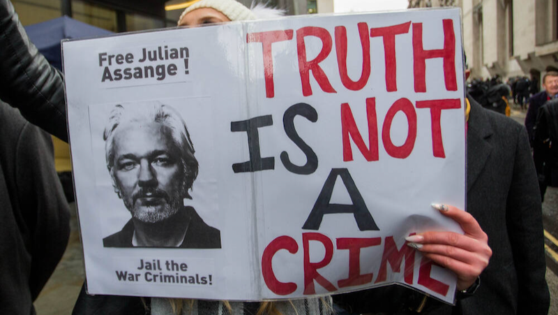 Protestplakat für Assanges Freilassung
